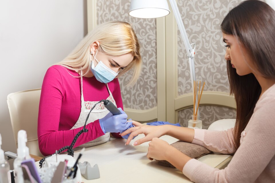 Karacasu Manikürcü